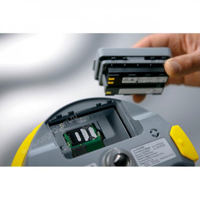 GNSS приемник GeoMax Zenith25 PRO Base-Rover (GSM) xPad Ultimate GO